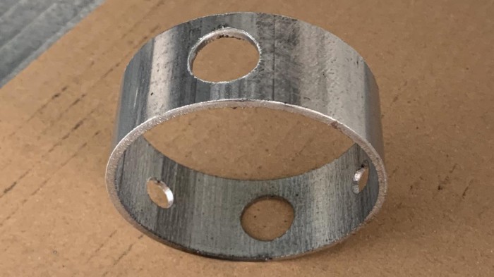 Produzione di componenti industriali metallici con taglio laser tubolare - 15